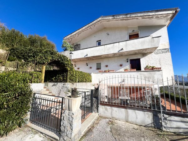 appartamento in vendita a Santa Marina