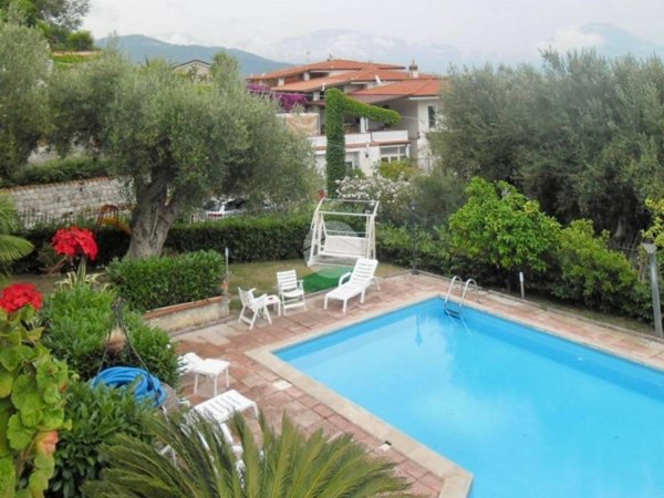 casa indipendente in vendita a Santa Marina