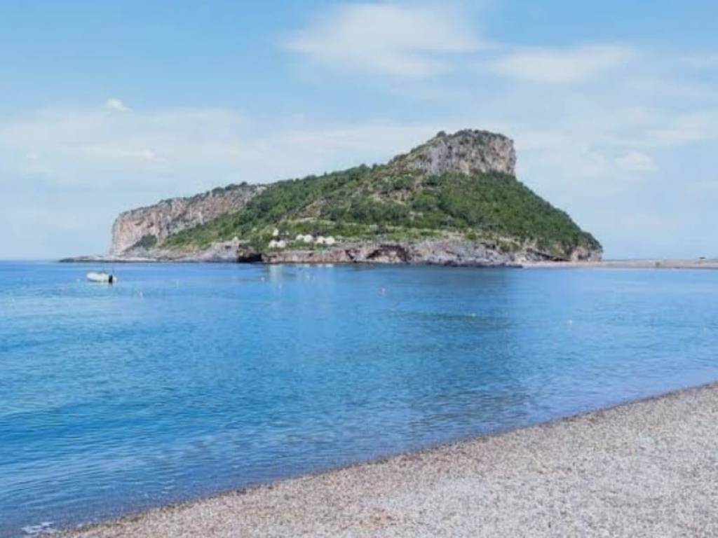 appartamento in vendita a Santa Marina