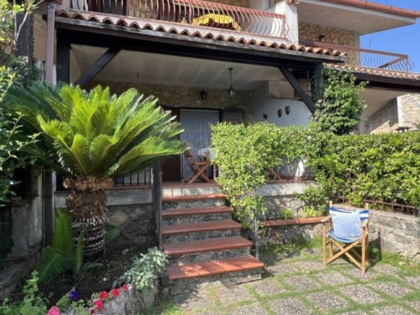 appartamento in vendita a Santa Marina