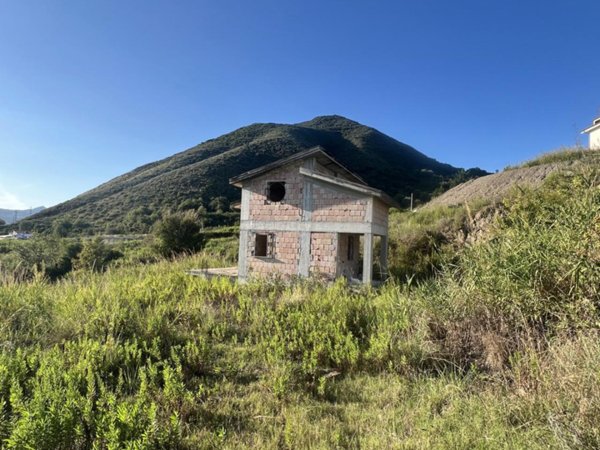 casale in vendita a Santa Marina