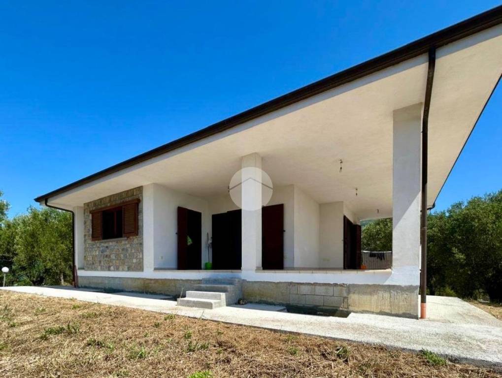 casa indipendente in vendita a Santa Marina