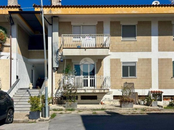 appartamento in vendita a Santa Marina