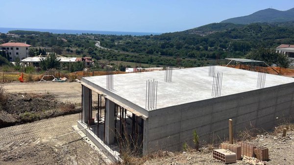 casa indipendente in vendita a Santa Marina