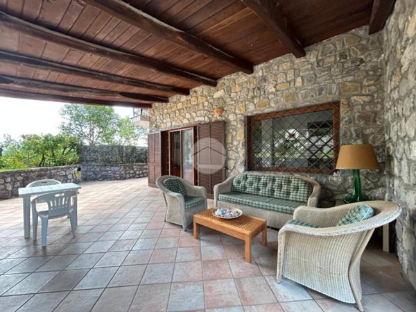 casa indipendente in vendita a Santa Marina