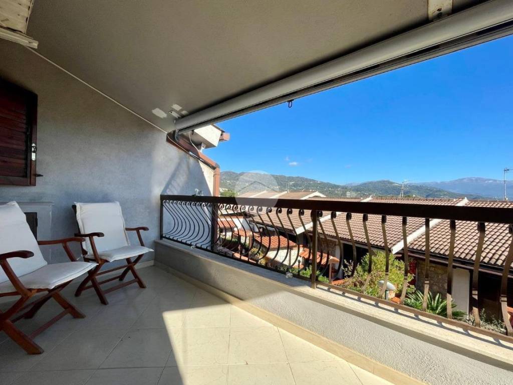 casa indipendente in vendita a Santa Marina