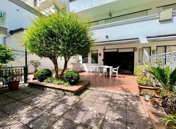 appartamento in vendita a Santa Marina