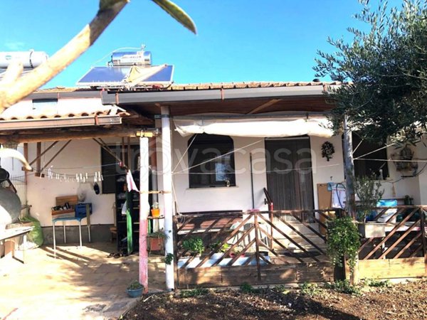 casa indipendente in vendita a Santa Marina