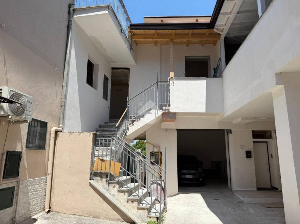 casa indipendente in vendita a Sant'Egidio del Monte Albino in zona San Lorenzo