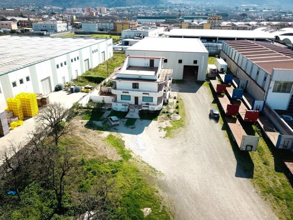 terreno edificabile in vendita a Sant'Egidio del Monte Albino