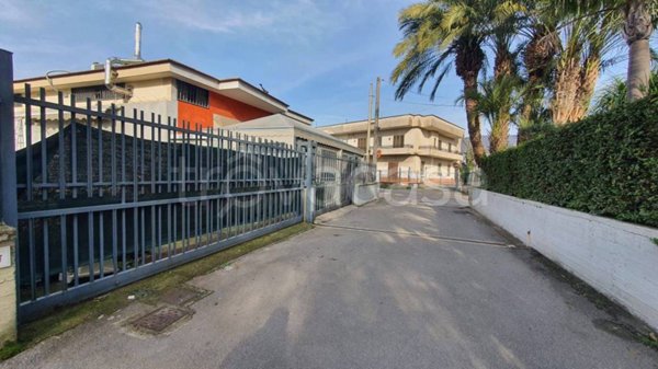 negozio in vendita a San Valentino Torio