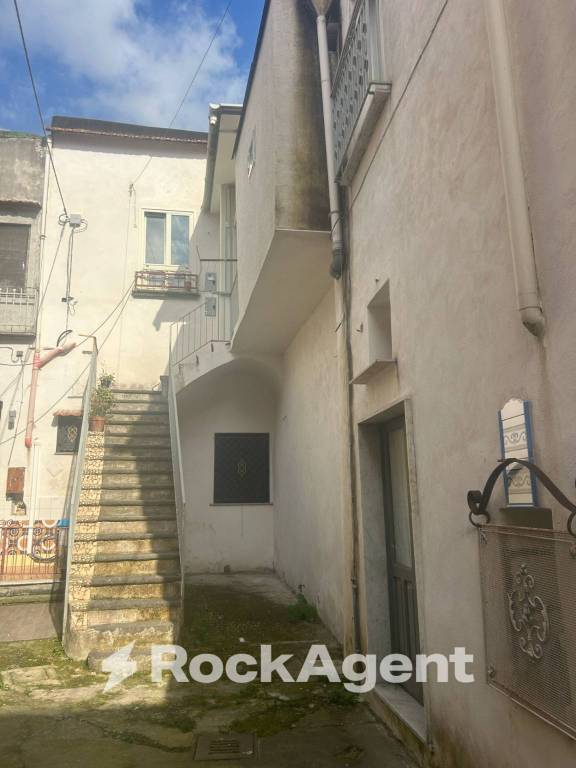 casa indipendente in vendita a San Valentino Torio