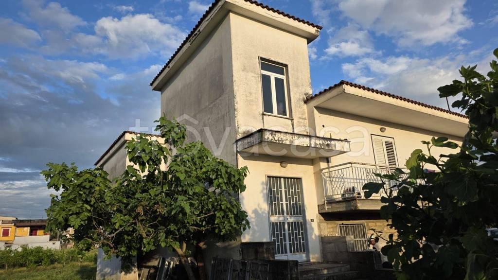 casa indipendente in vendita a San Valentino Torio