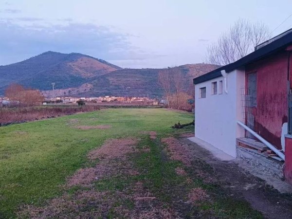 casa indipendente in vendita a San Valentino Torio