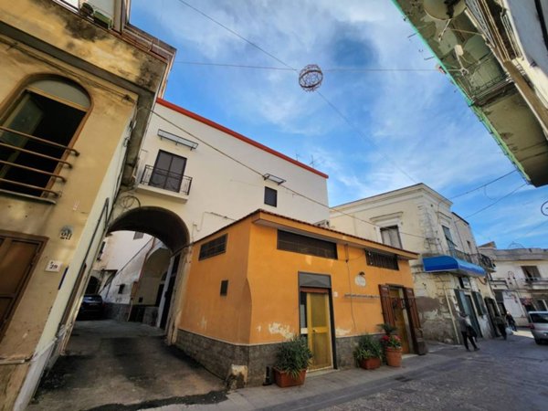 casa indipendente in vendita a San Valentino Torio