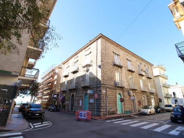 appartamento in vendita a Sapri