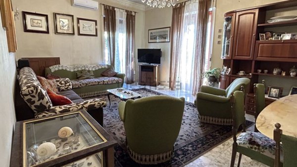 appartamento in vendita a Sapri