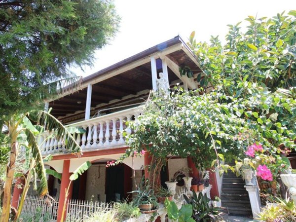 casa indipendente in vendita a Sapri