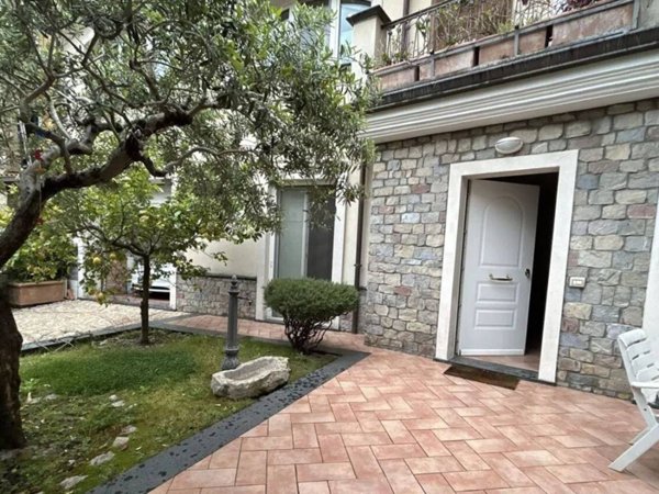 appartamento in vendita a Sapri