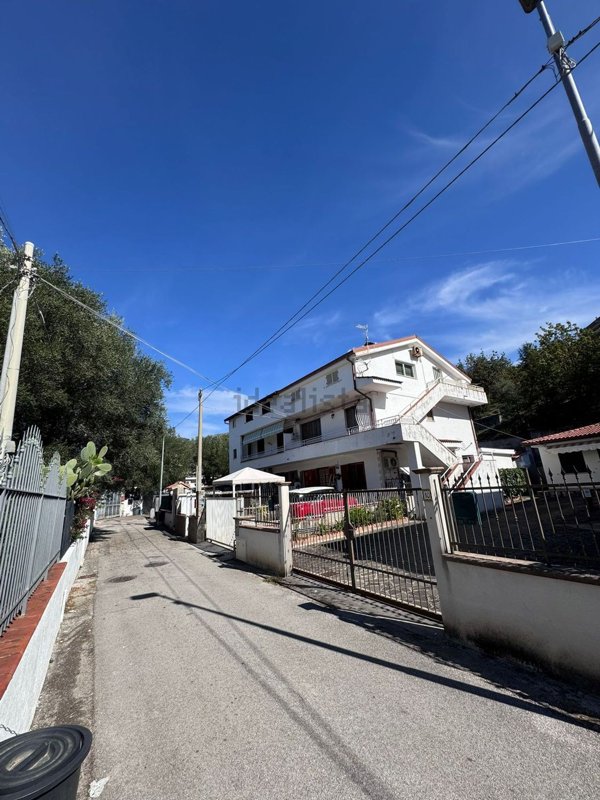 appartamento in vendita a Sapri
