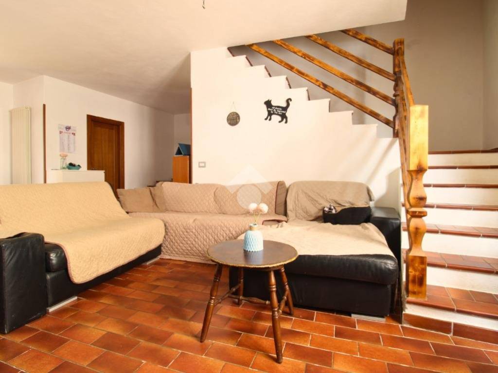 casa indipendente in vendita a Sapri