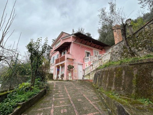 casa indipendente in vendita a Sapri