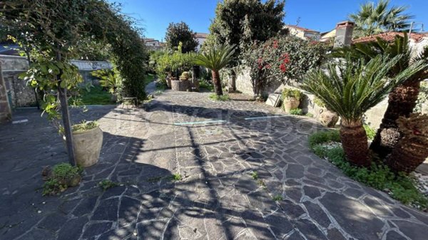 casa indipendente in vendita a Sapri