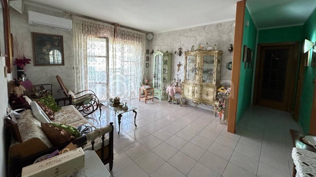 appartamento in vendita a Sapri