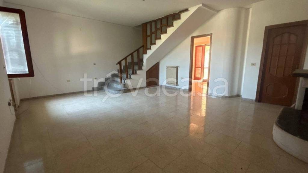 casa indipendente in vendita a Sapri