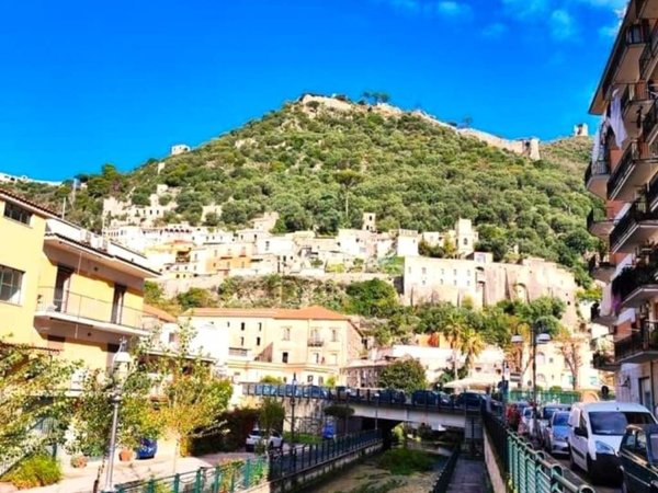 negozio in vendita a Sarno