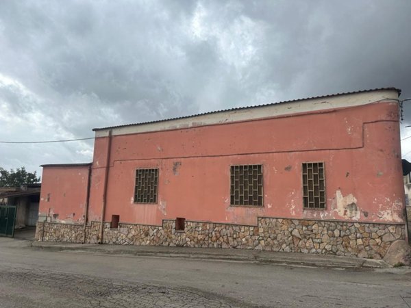 casa indipendente in vendita a Sarno
