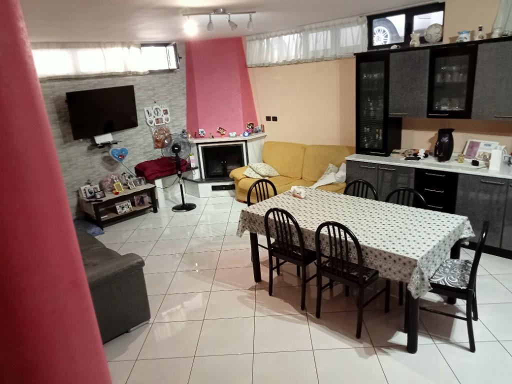casa indipendente in vendita a Sarno