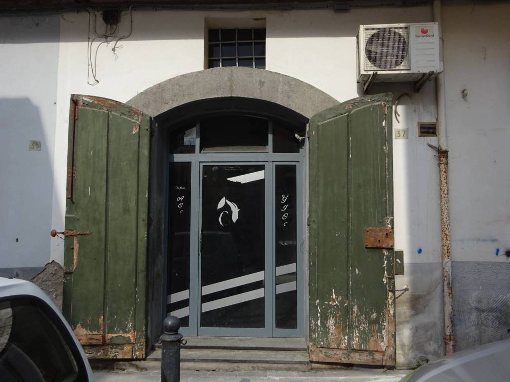 negozio in vendita a Sarno