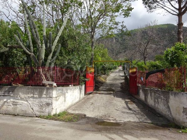 rudere in vendita a Sarno in zona Foce