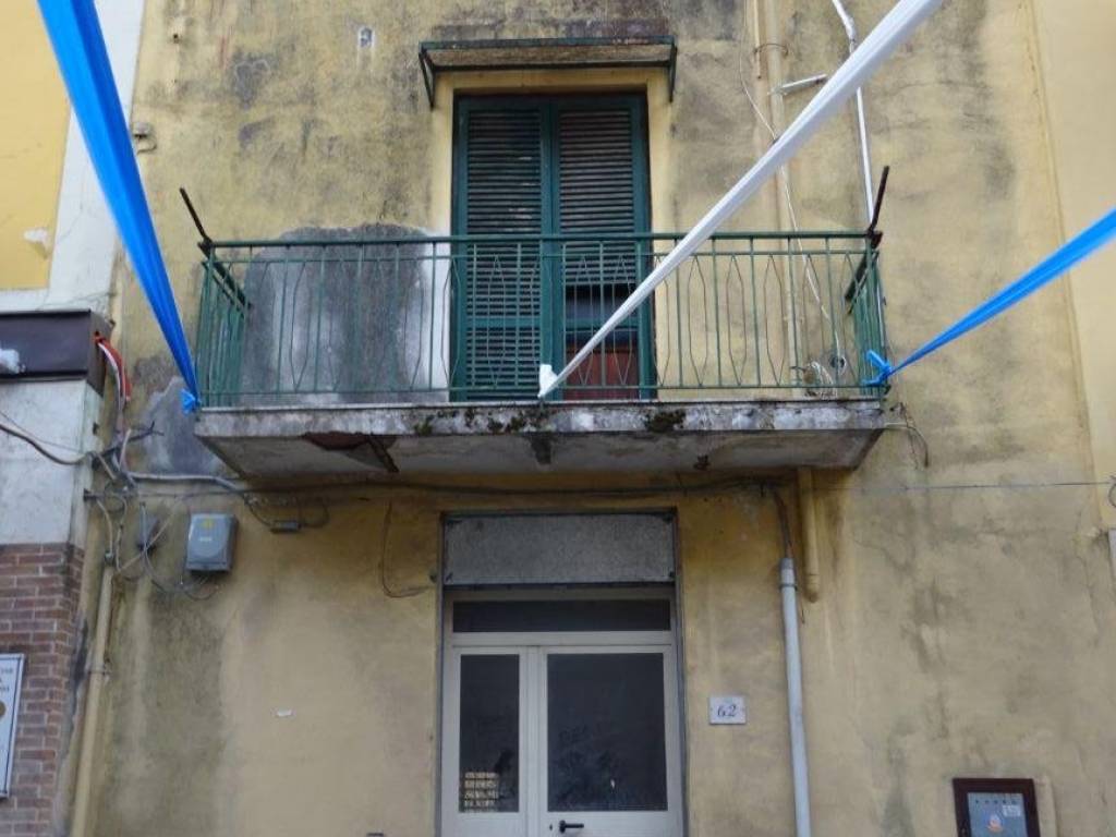 negozio in vendita a Sarno