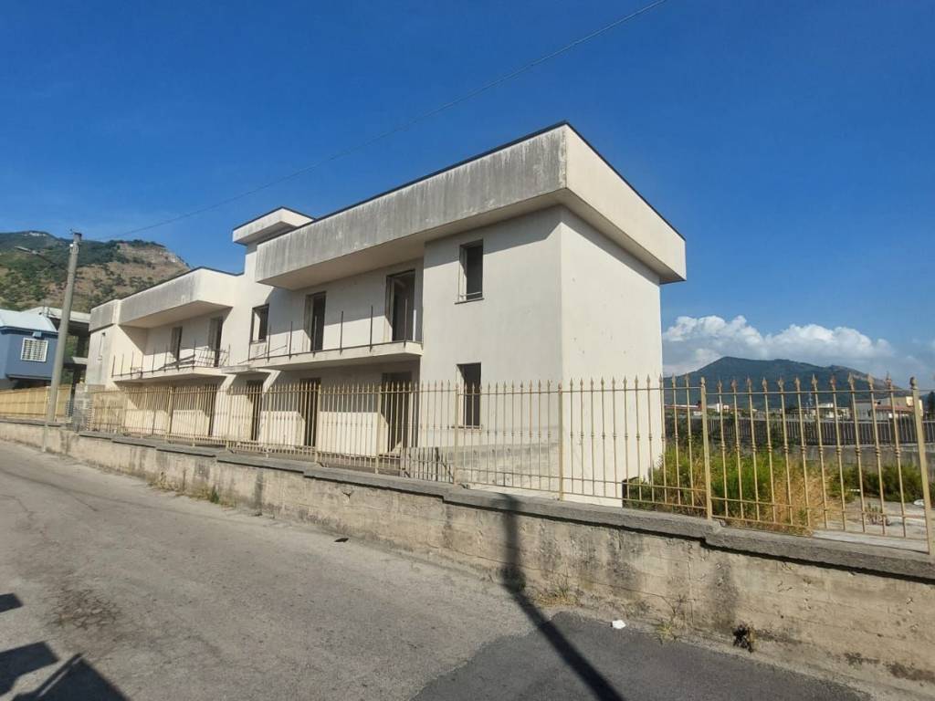 casa indipendente in vendita a Sarno