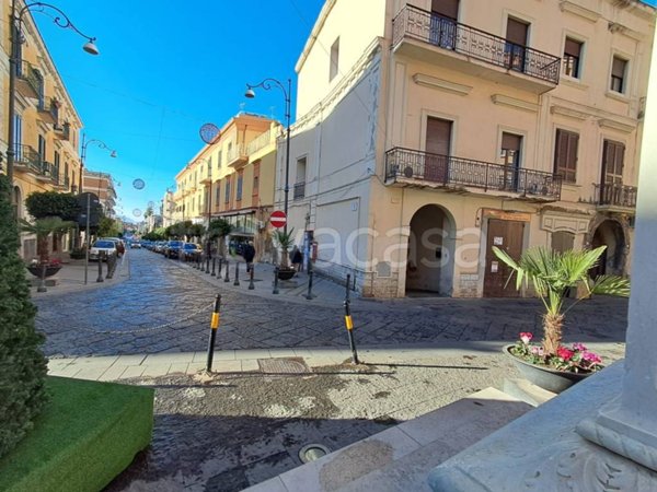locale commerciale in vendita a Sarno