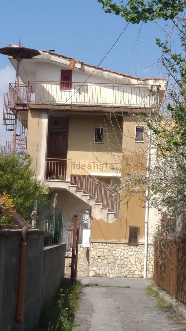 casa indipendente in vendita a Sarno