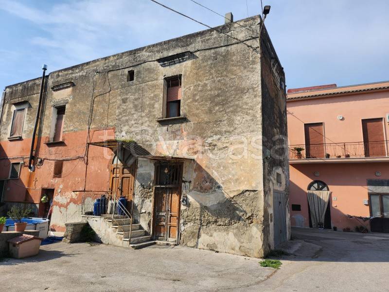 casa indipendente in vendita a Sarno