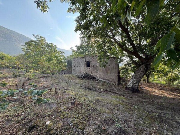 terreno agricolo in vendita a Sarno in zona Episcopio