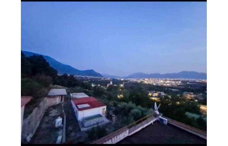 casa indipendente in vendita a Sarno