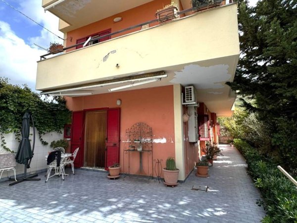 casa indipendente in vendita a Sarno in zona Lavorate