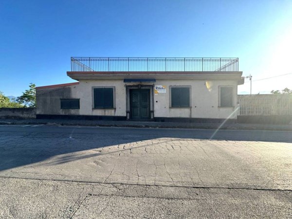 negozio in vendita a Sarno