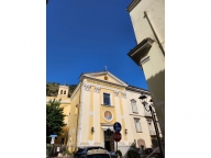 locale commerciale in vendita a Sarno