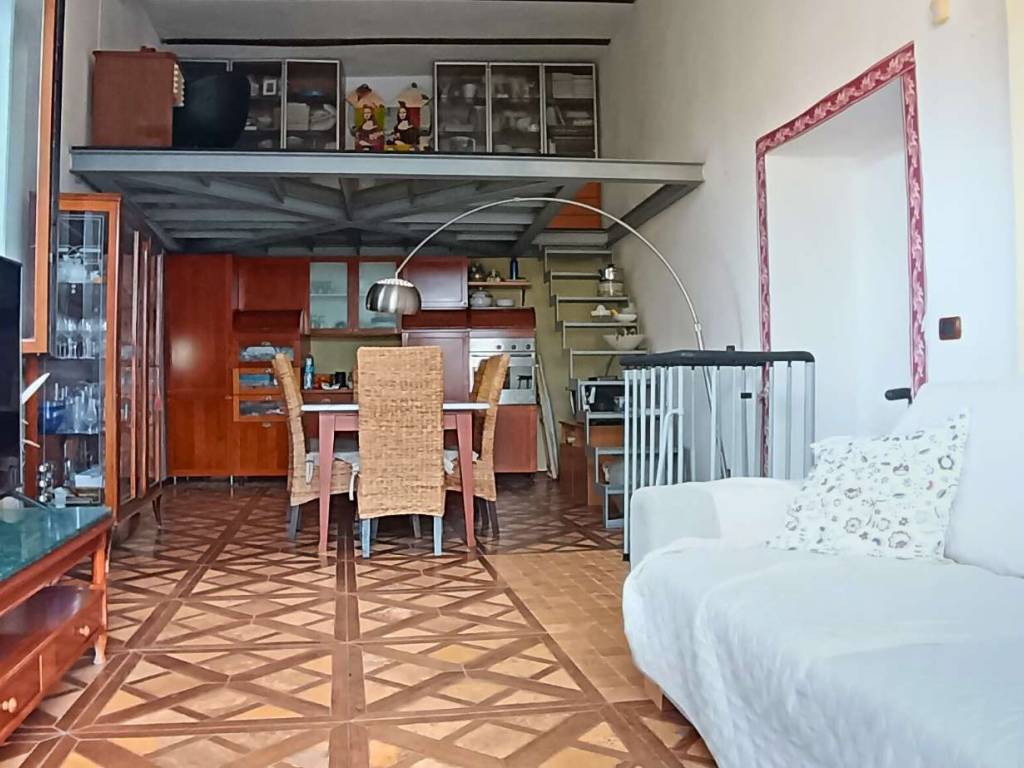 casa indipendente in vendita a Sarno