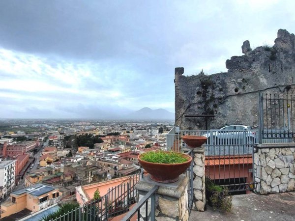 casa indipendente in vendita a Sarno