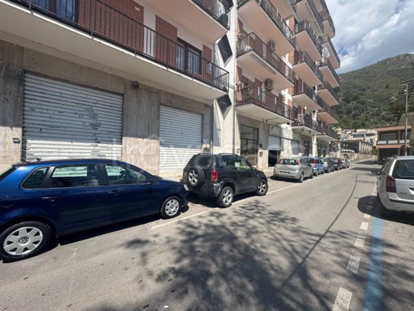 negozio in vendita a Sarno
