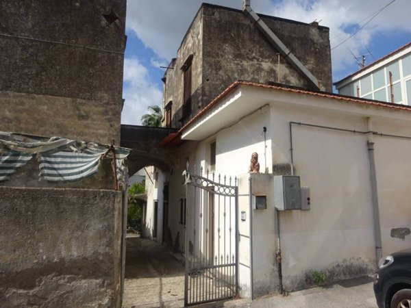 intera palazzina in vendita a Sarno
