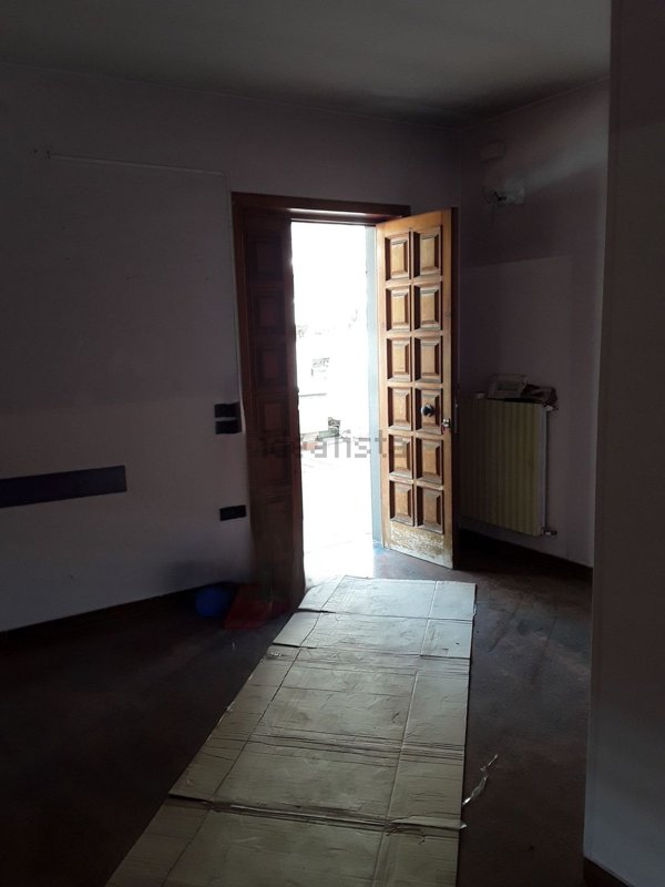 casa indipendente in vendita a Sarno