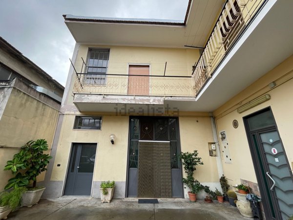 casa semindipendente in vendita a Sarno